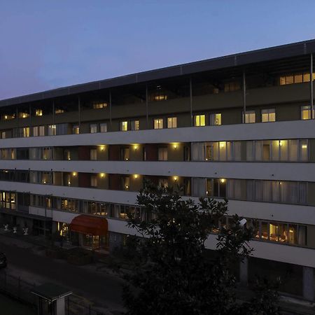 Hotel La Bussola โนวารา ภายนอก รูปภาพ