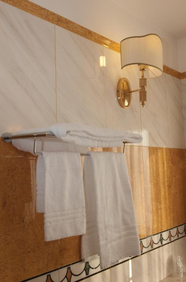 Hotel La Bussola โนวารา ภายนอก รูปภาพ